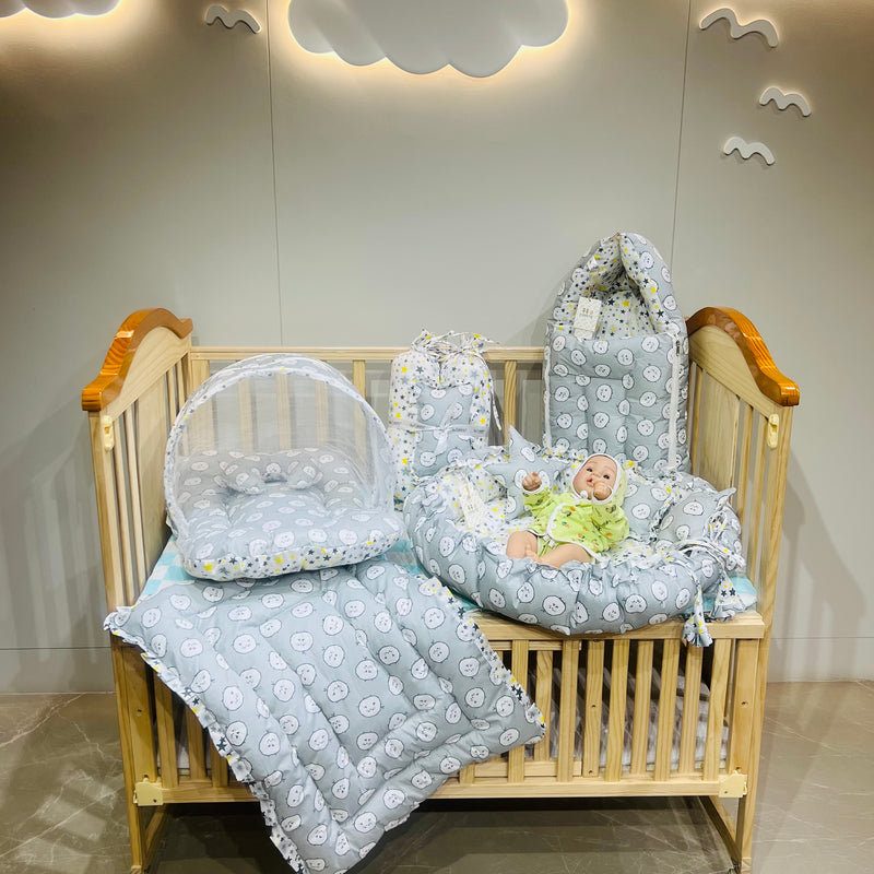 Infant bedroom clearance set