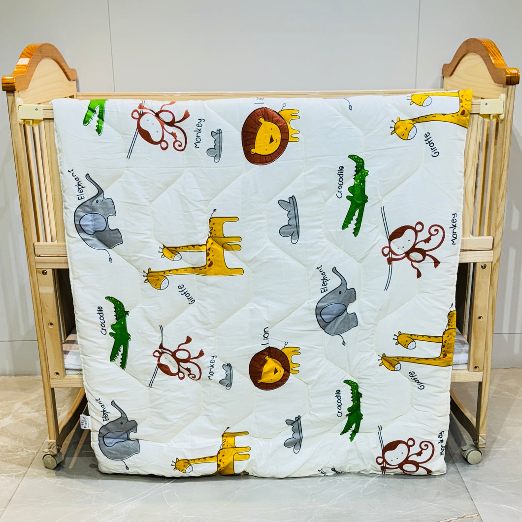 Fareto Baby & Kids Reversible Super Soft Blanket Comforter (Size:136CM*118CM)(0-8 Years)(Comforter_White_Monkey)