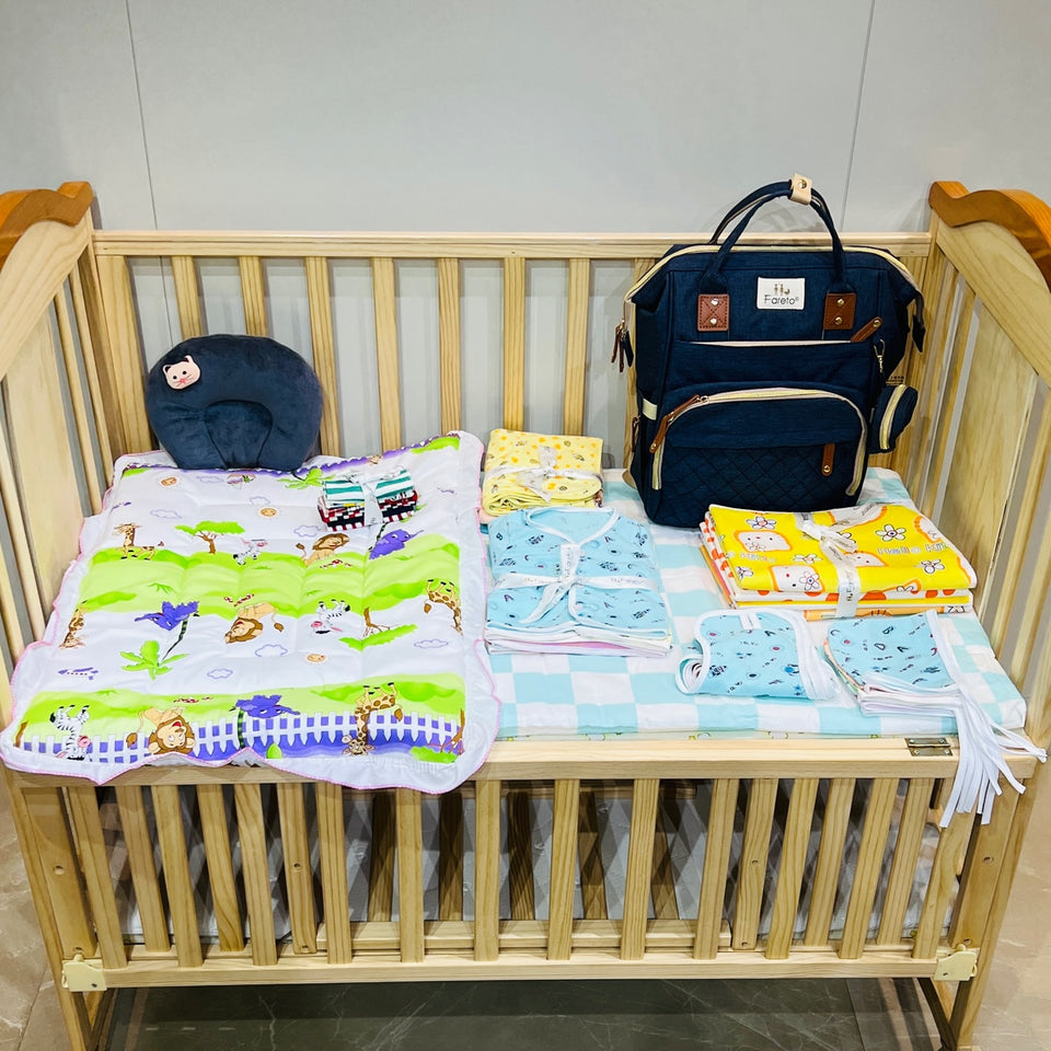 Fareto New Born Baby Hospital Essential With Mother Bag (Pack of 34 ) (0-6 Months)