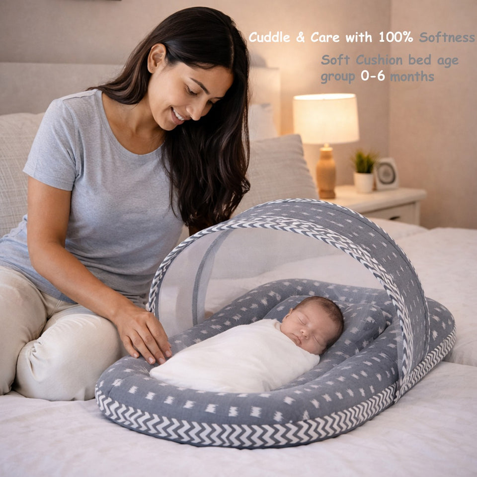 Fareto New Born Baby Premium Quality Mattress with Net & Sleeping Bag & Hand Carry bed(0- 6Months)(F506)